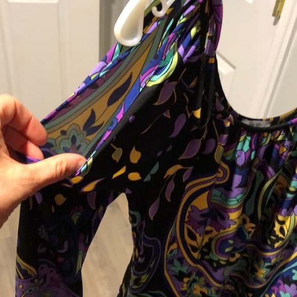 Top - Picture 3 of 3